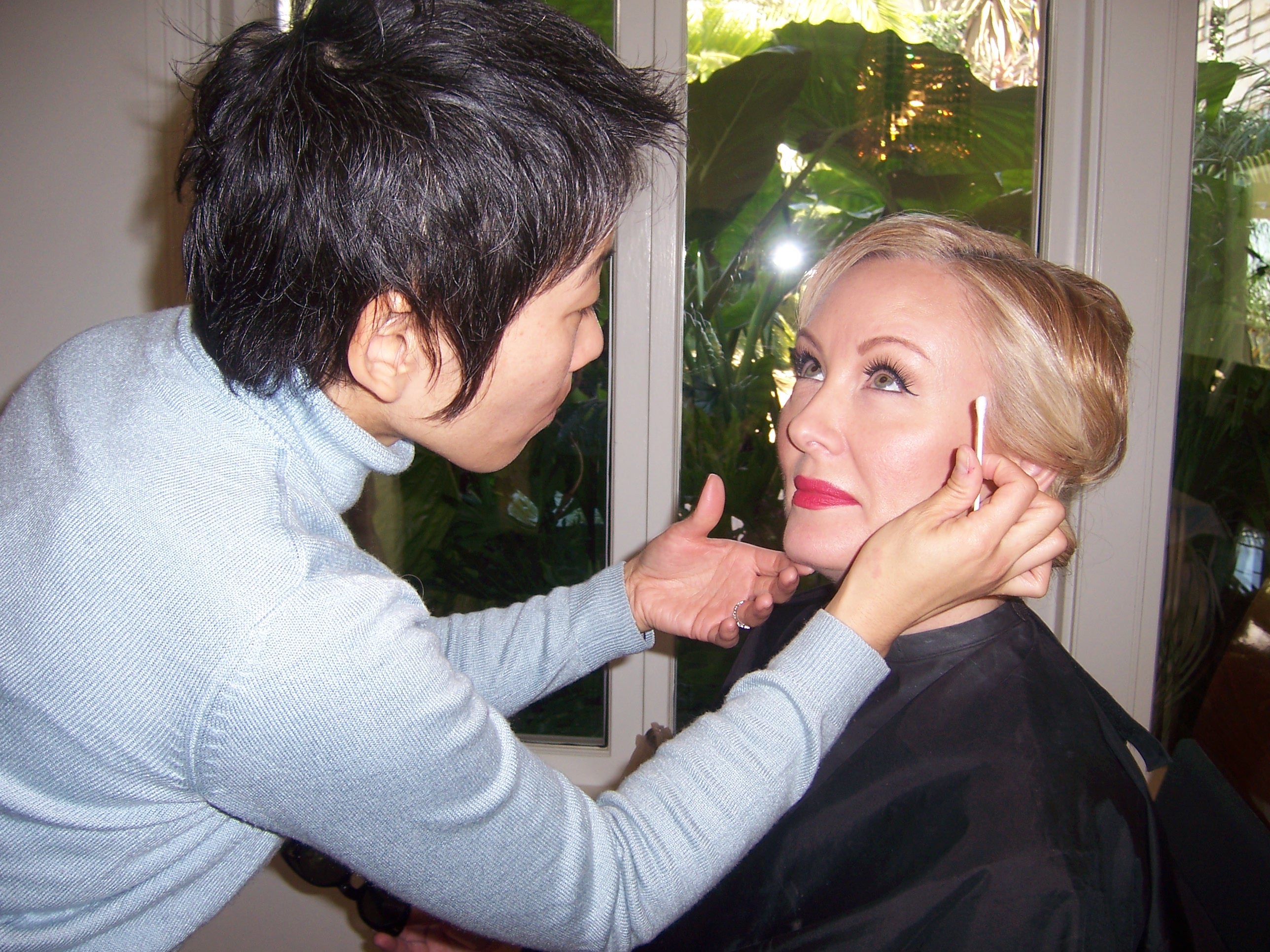 PRODUCTION/MAKEUPSHOT2.jpg